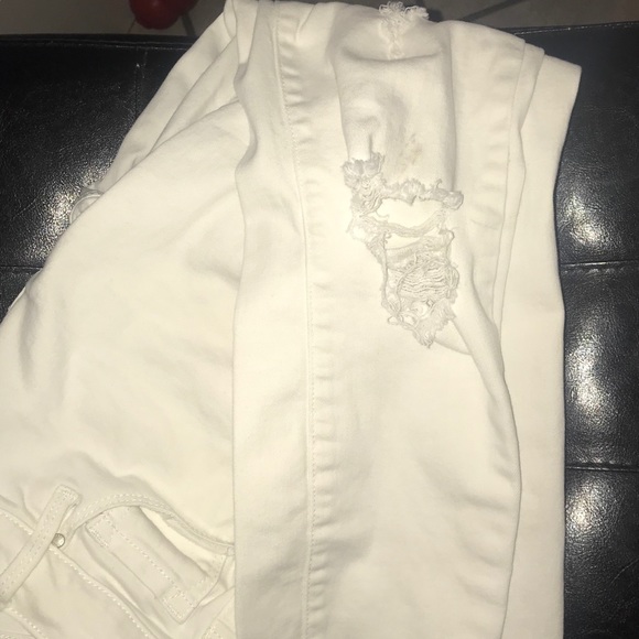 Flaw - Picture 3 of 5